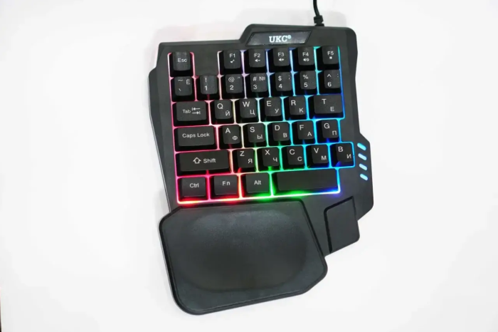 Клавіатура та миша UKC 7768 одноручна з RGB підсвічуванням 2в1 45 клавіш